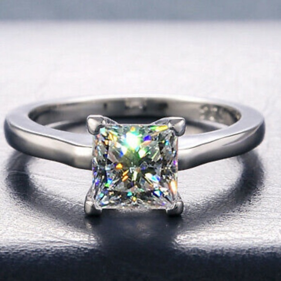 NEW Stamped 925 Silver Classic Ring - Picture 4 of 8